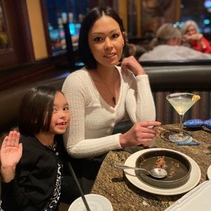 Meet your Posher, Rebecca